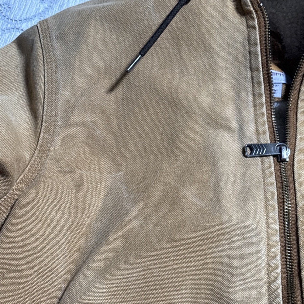 Carhartt Weathered Wildwood Jacket Tan Women's Size Medium Sherpa Lined Hooded - Picture 16 of 16